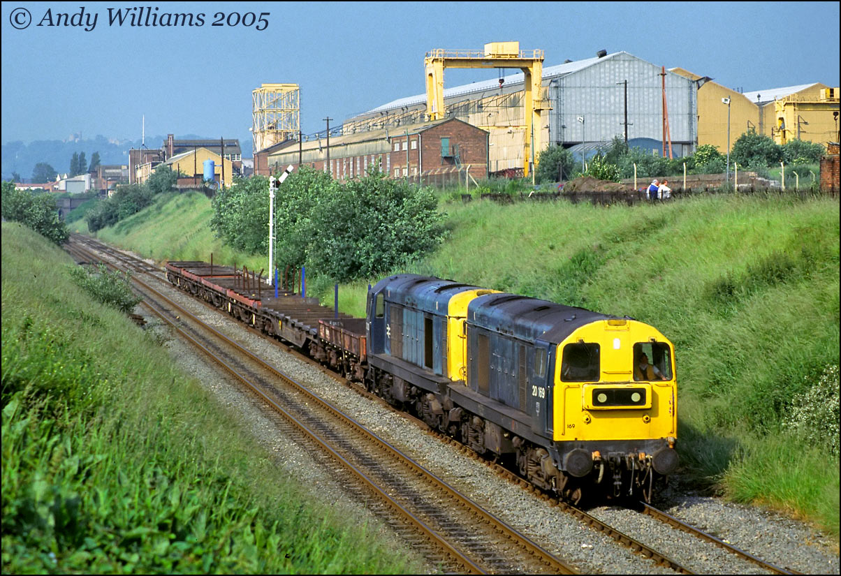 20169 and 20210 at Great Bridge