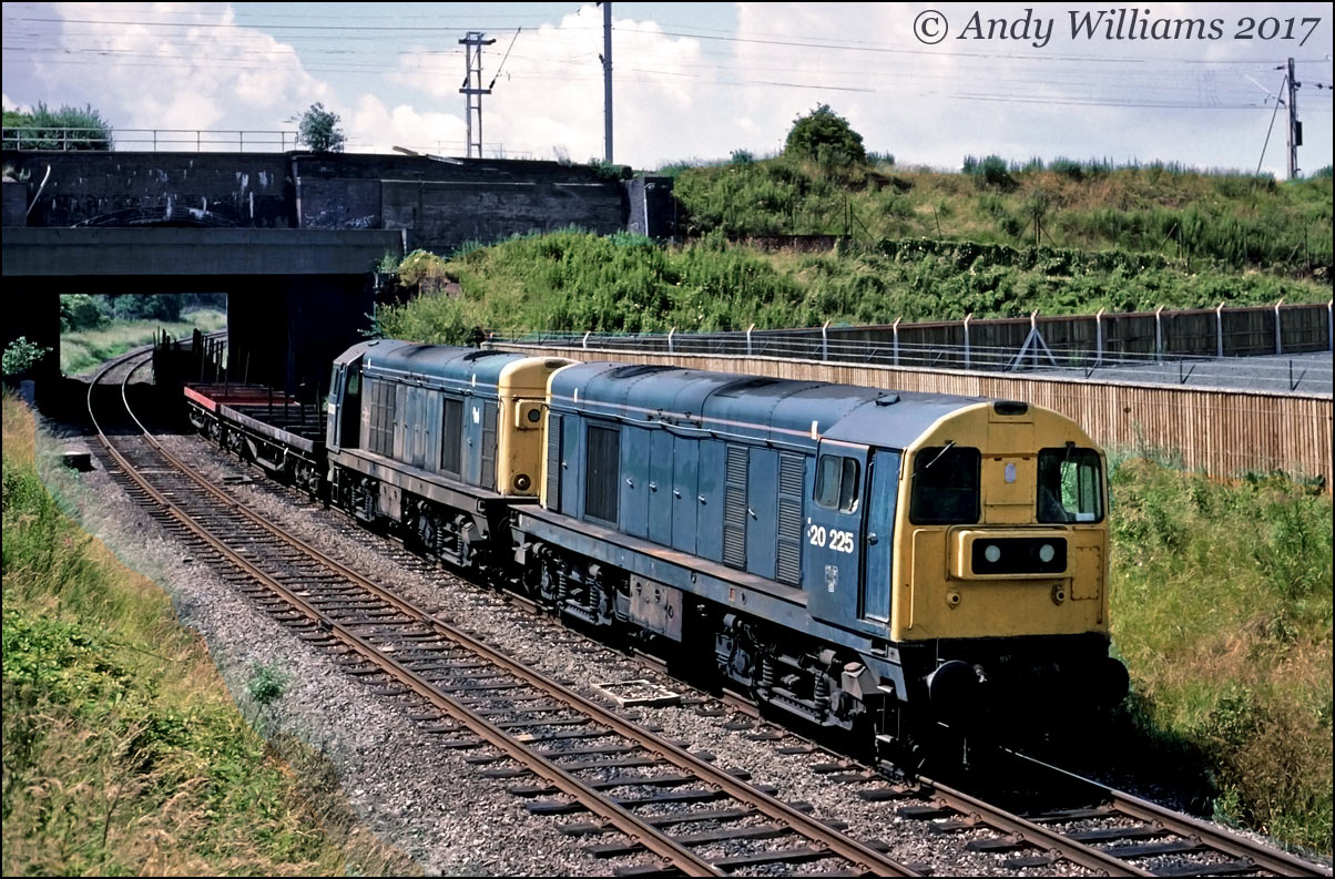 20225 and 20203 at Dudley Port