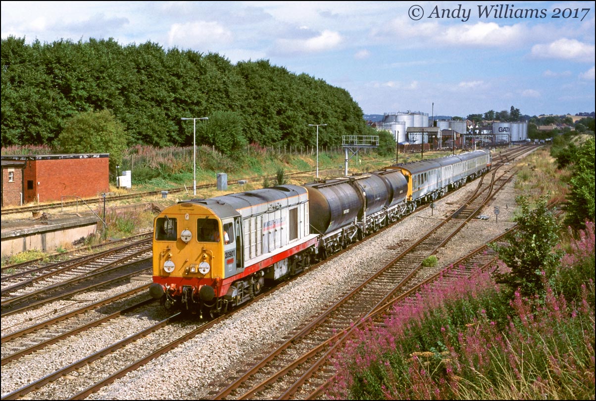 20901 and 20904 at Bromsgrove