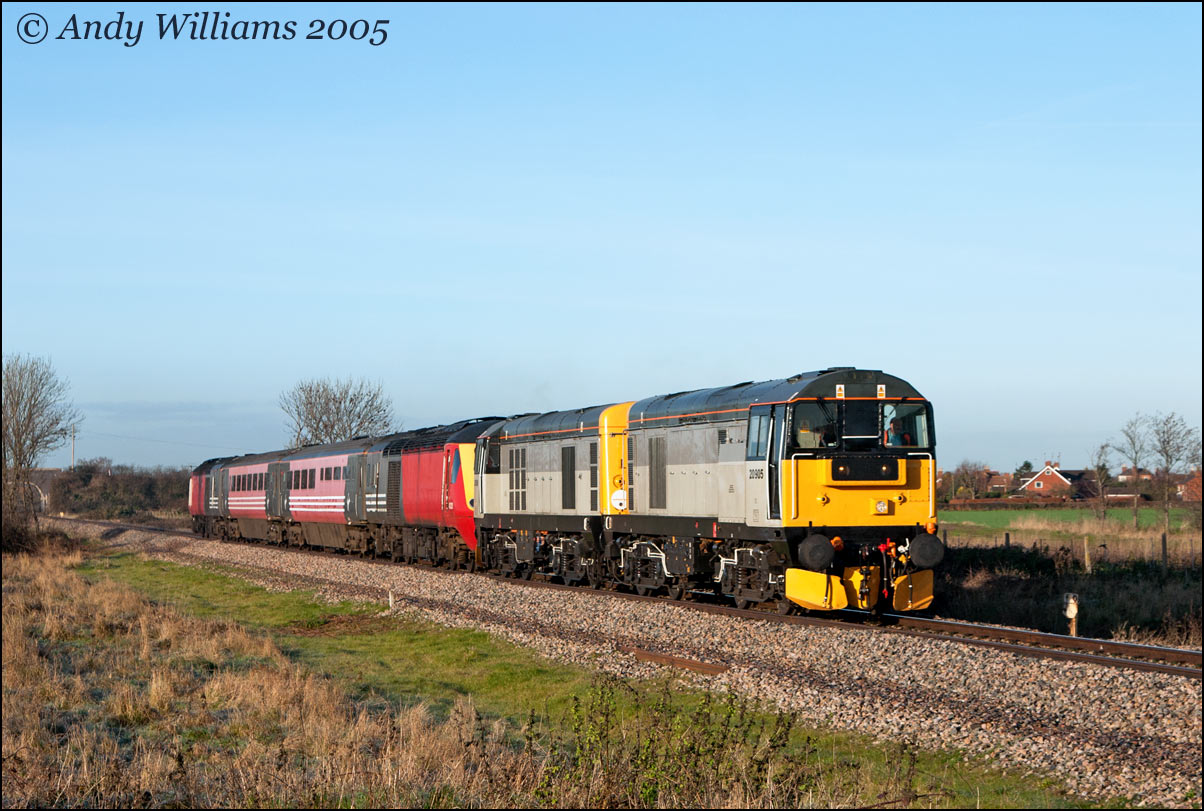 20905 and 20096 at Lower Moor