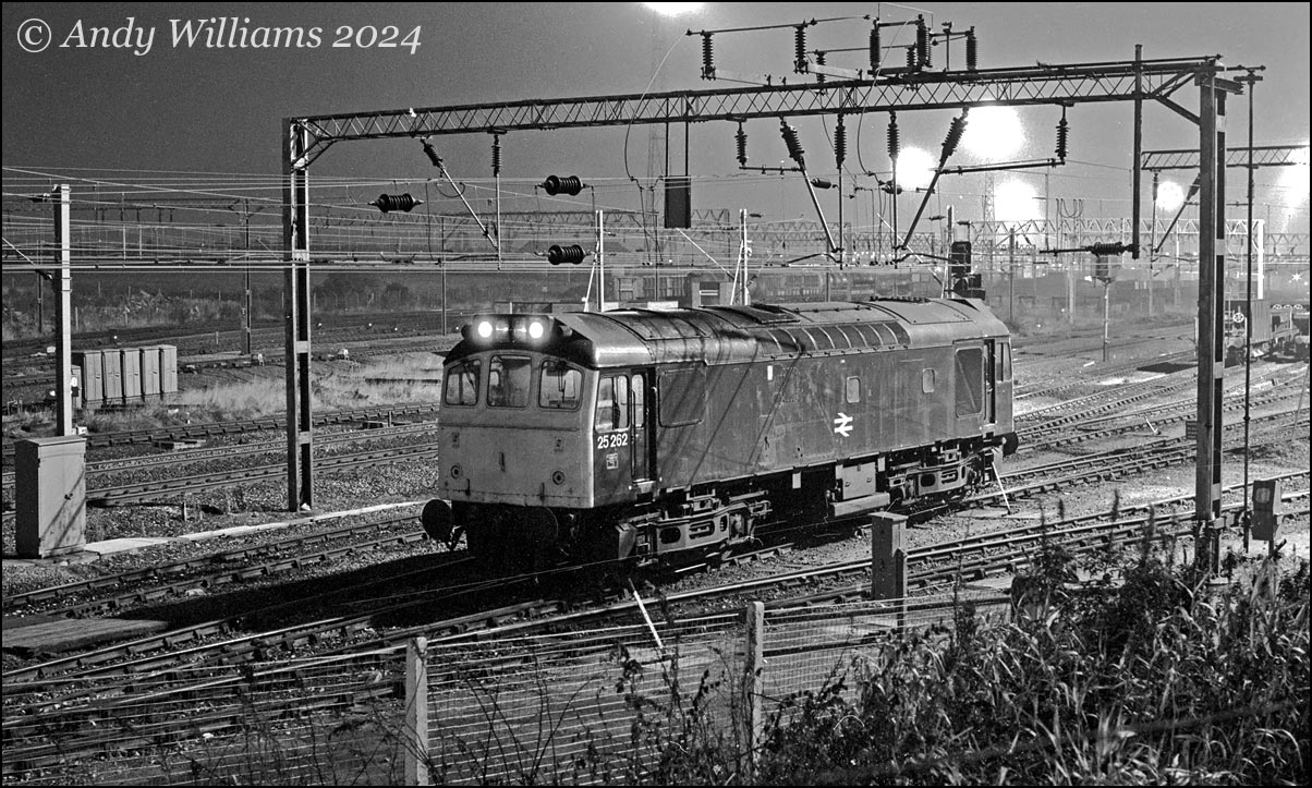 25262 in Bescot Up Yard