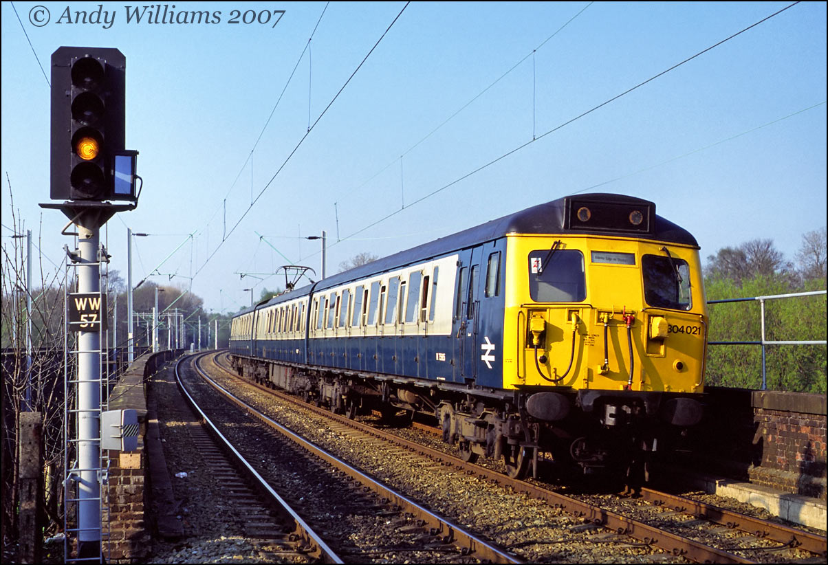 304021 at Wilmslow