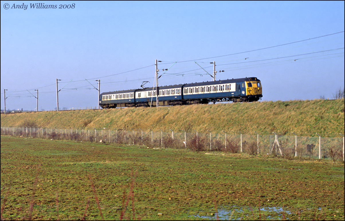 Class 304 at Tipton