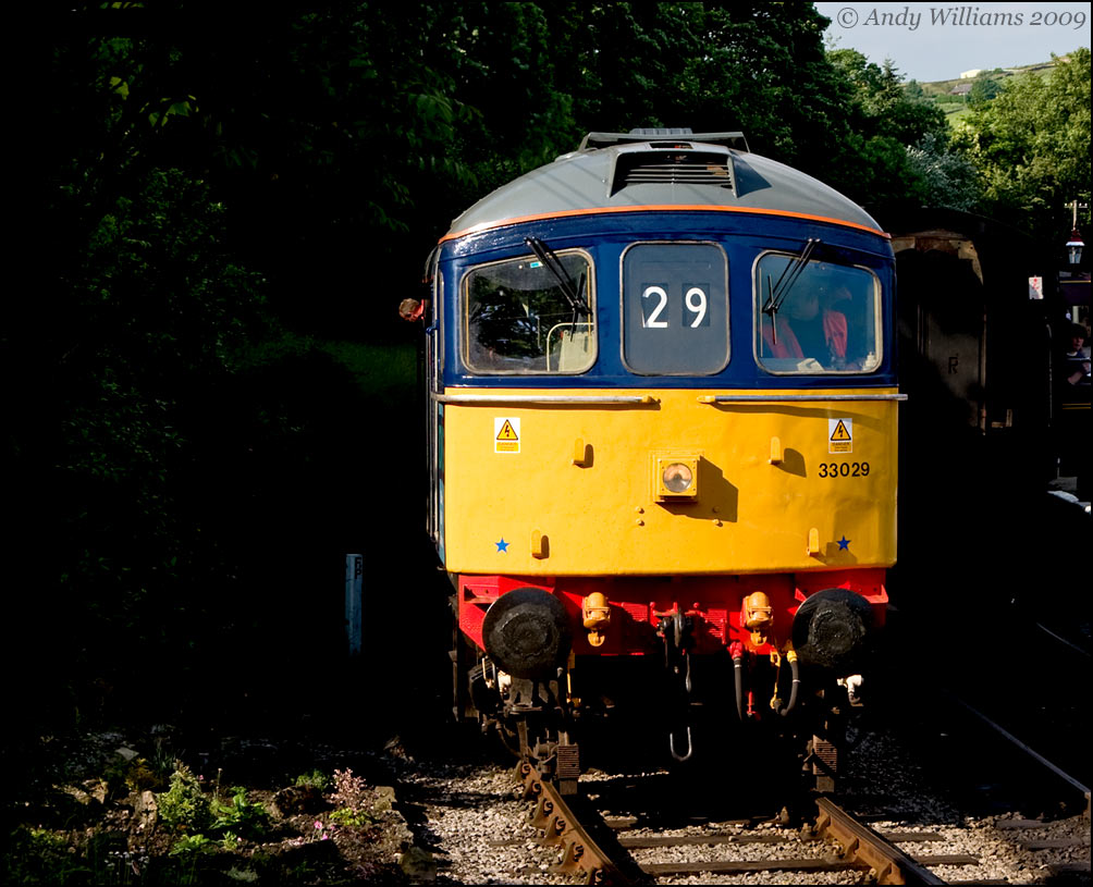33029 at Oxenhope