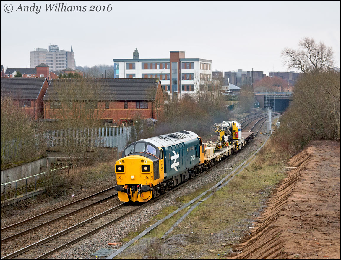 37025 at Ryecroft