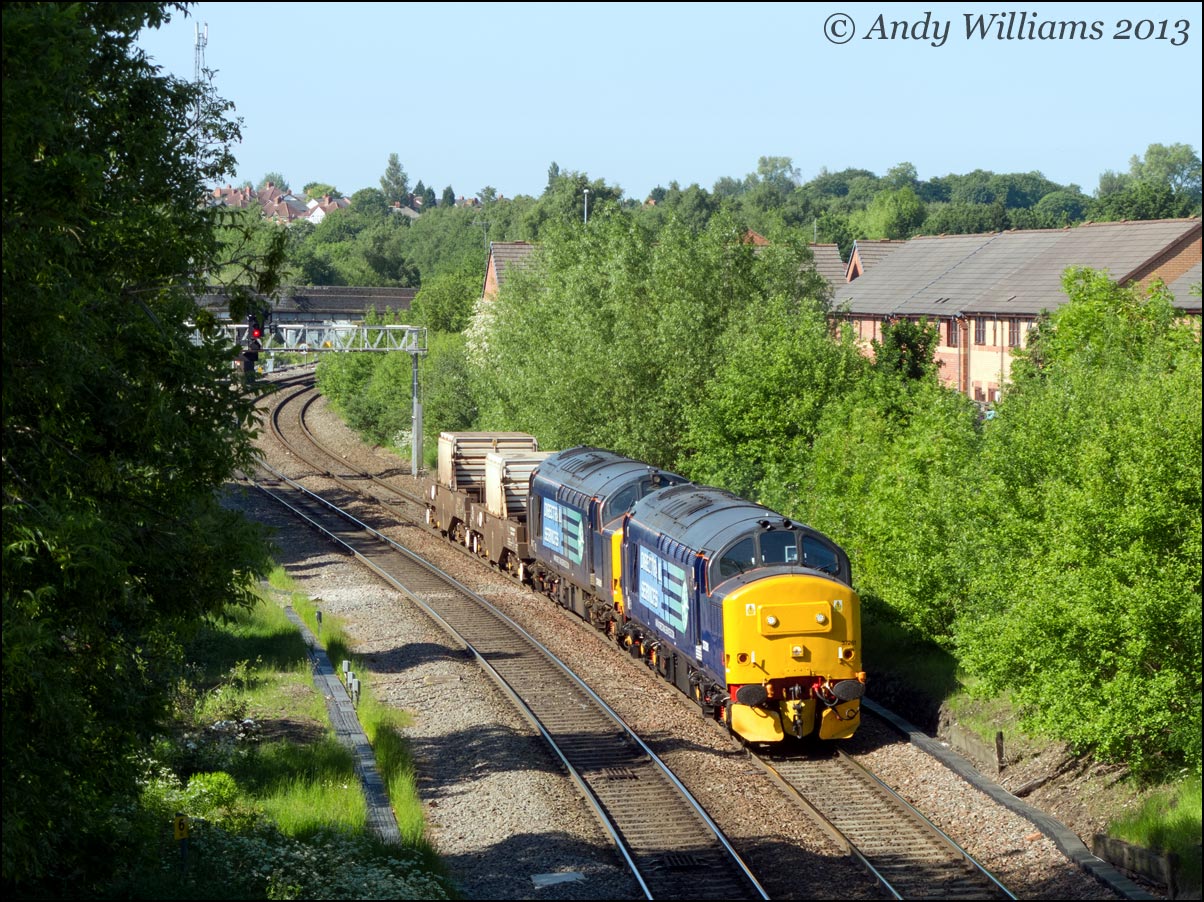 37261 and 37609 at Ryecroft