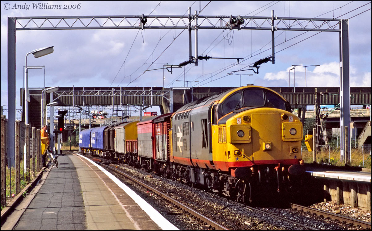 37352 at Bescot