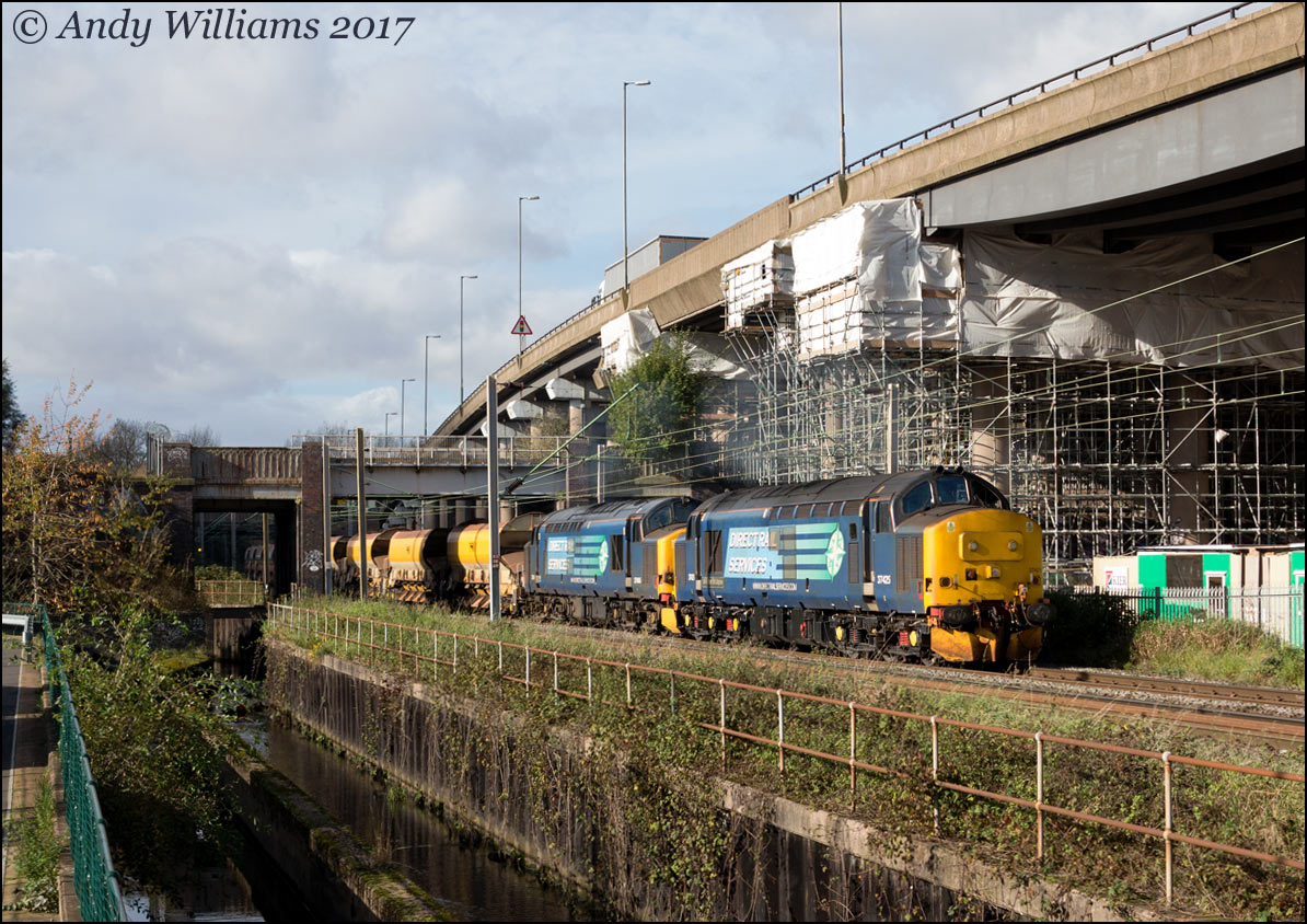 37425 and 37606 at Bescot