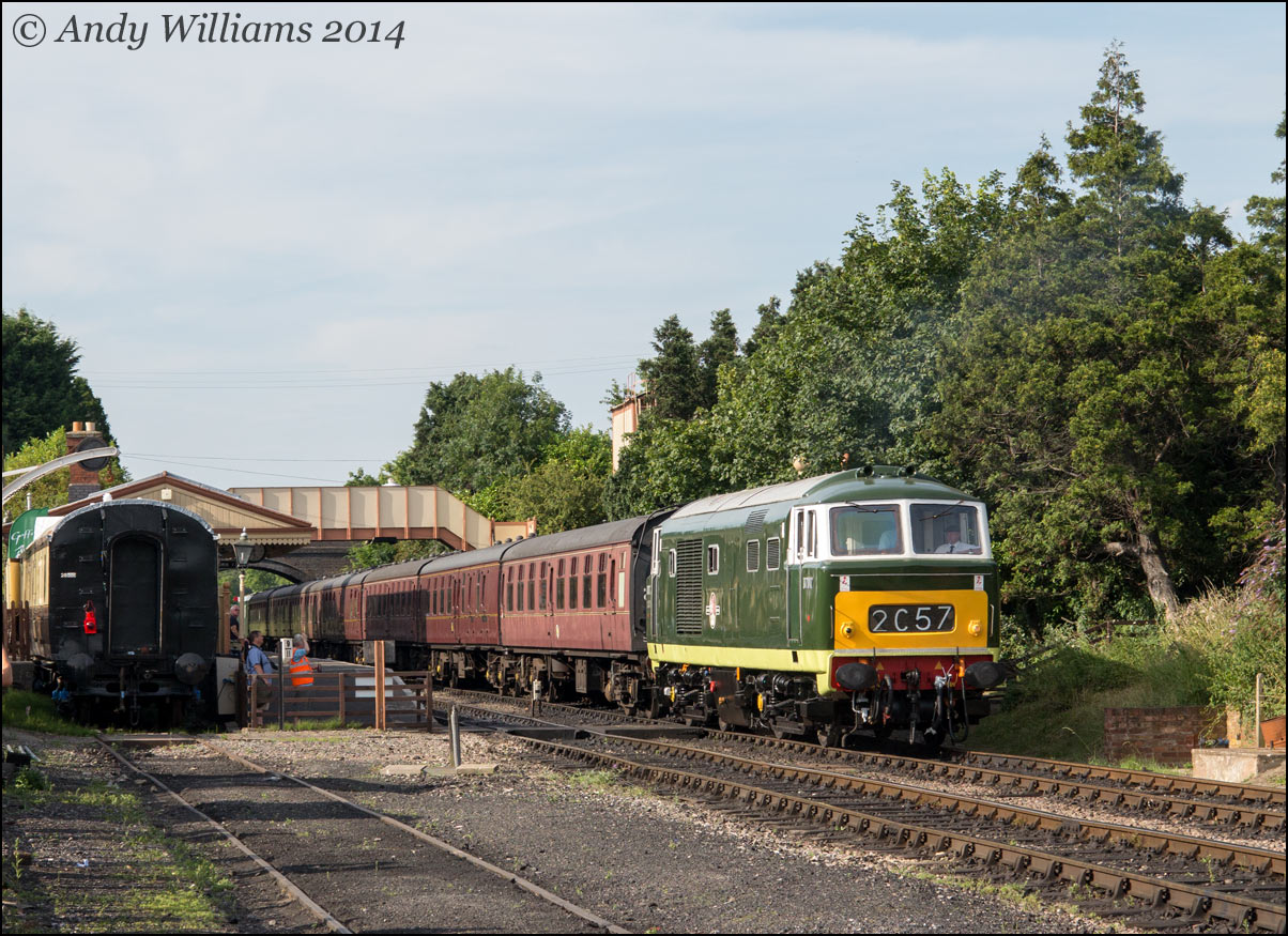 7017 at Toddington