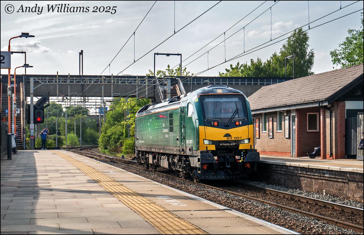 93001 at Bescot