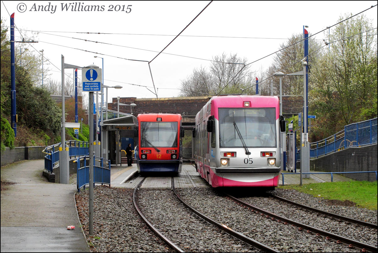 Trams 05 and 12 at Dudley St