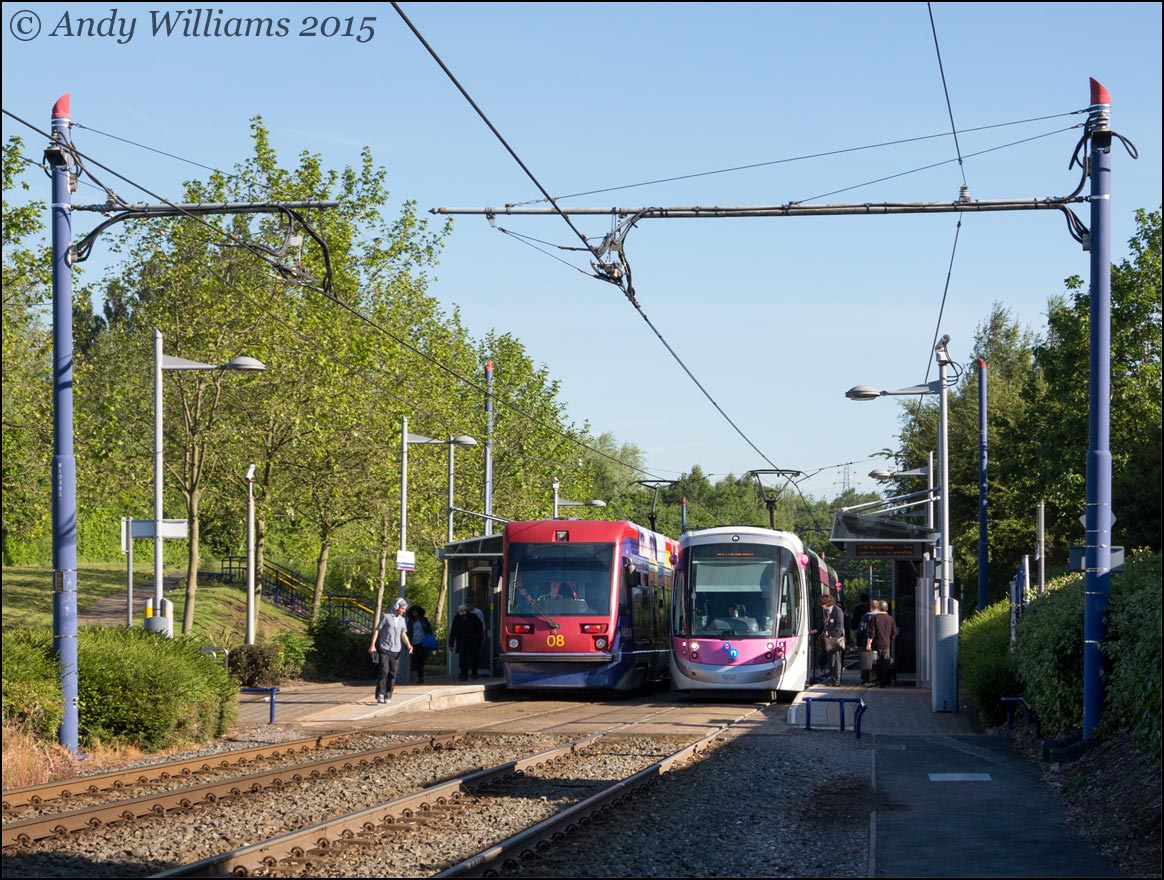 Tram 08 at Black Lake