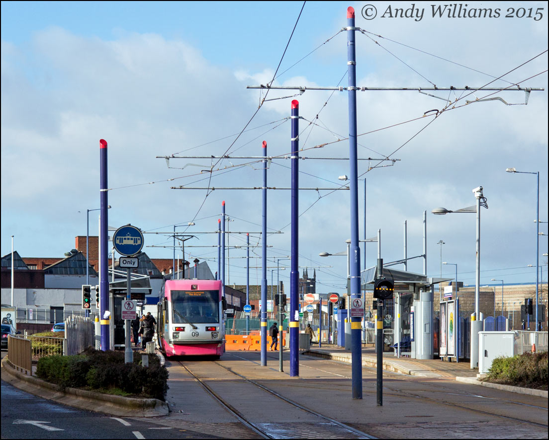 Tram 09 at The Royal, Wolverhampton