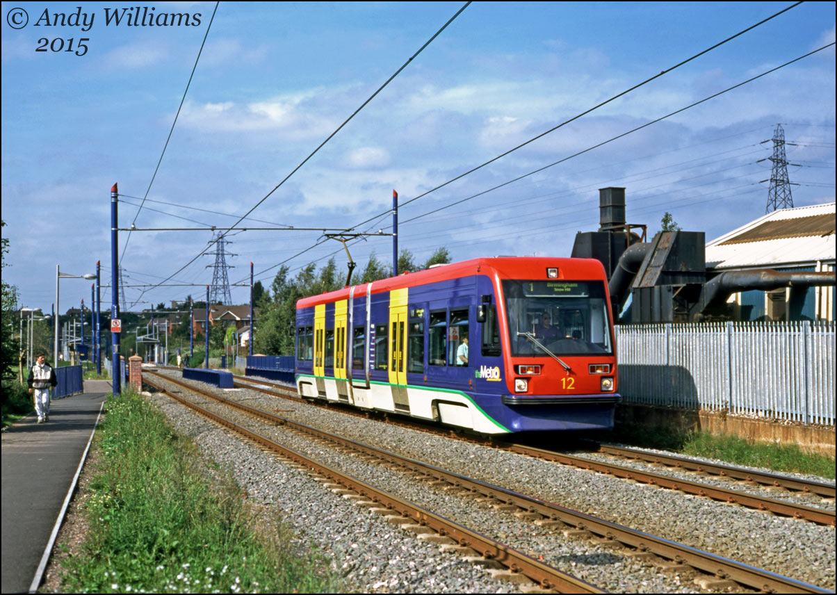 Tram 12 at Black Lake