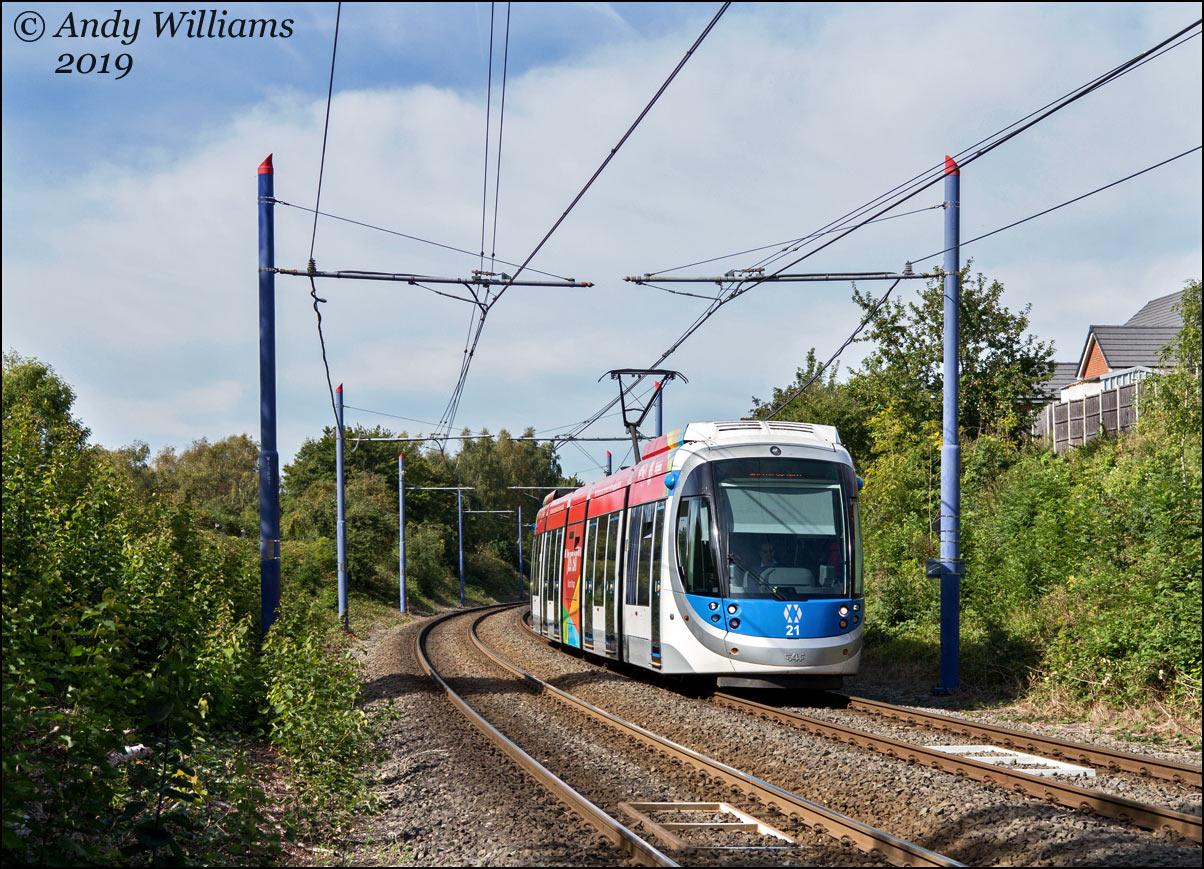 Tram 21 at Kenrick Park