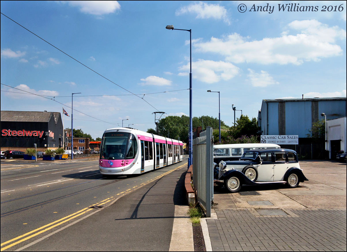Tram 23 on the Bilston Road, Priestfield