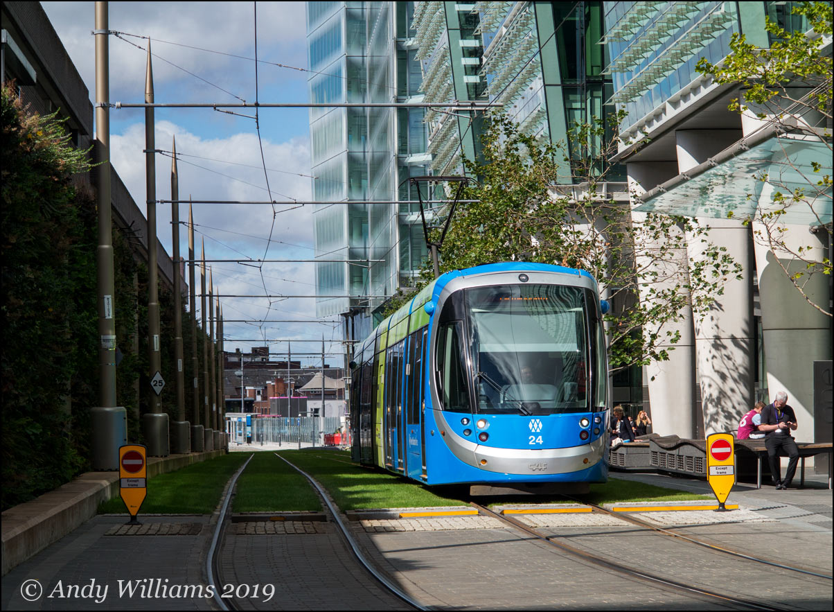 Tram 24 at Birmingham Snow Hill