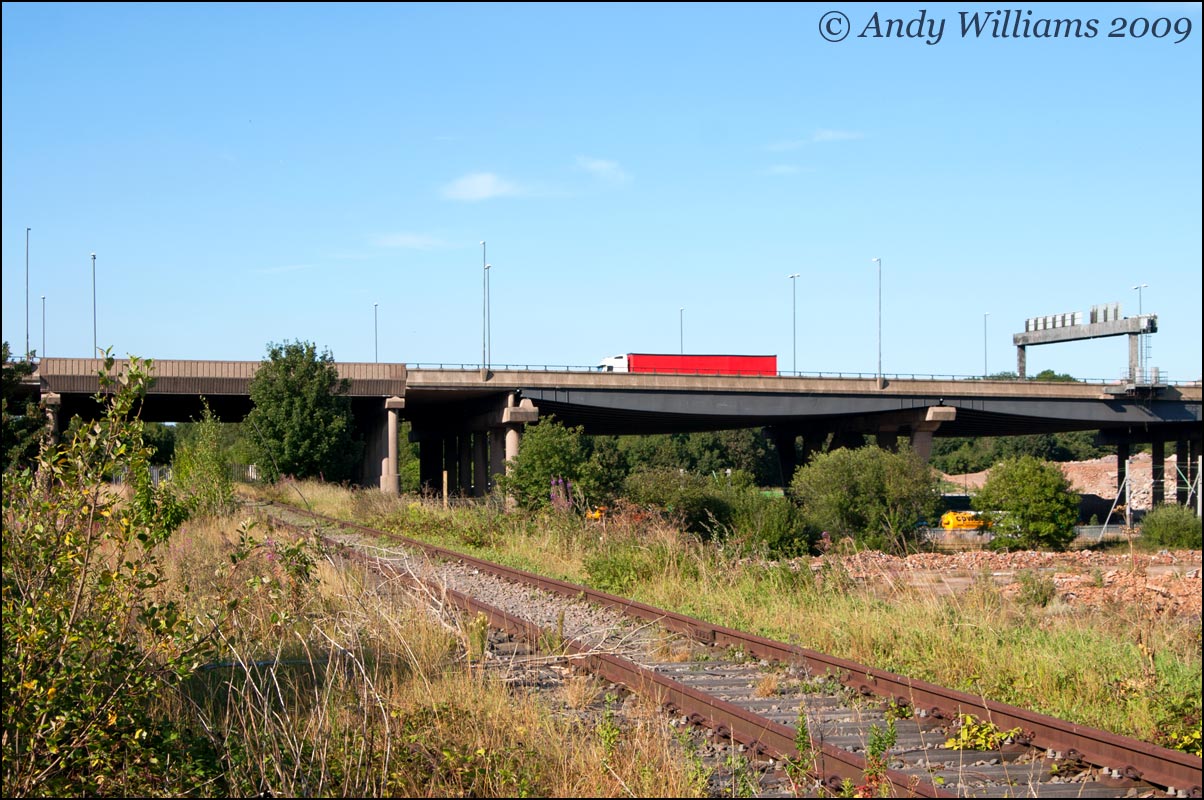 Wood Green, just south of Bescot Curve Jct