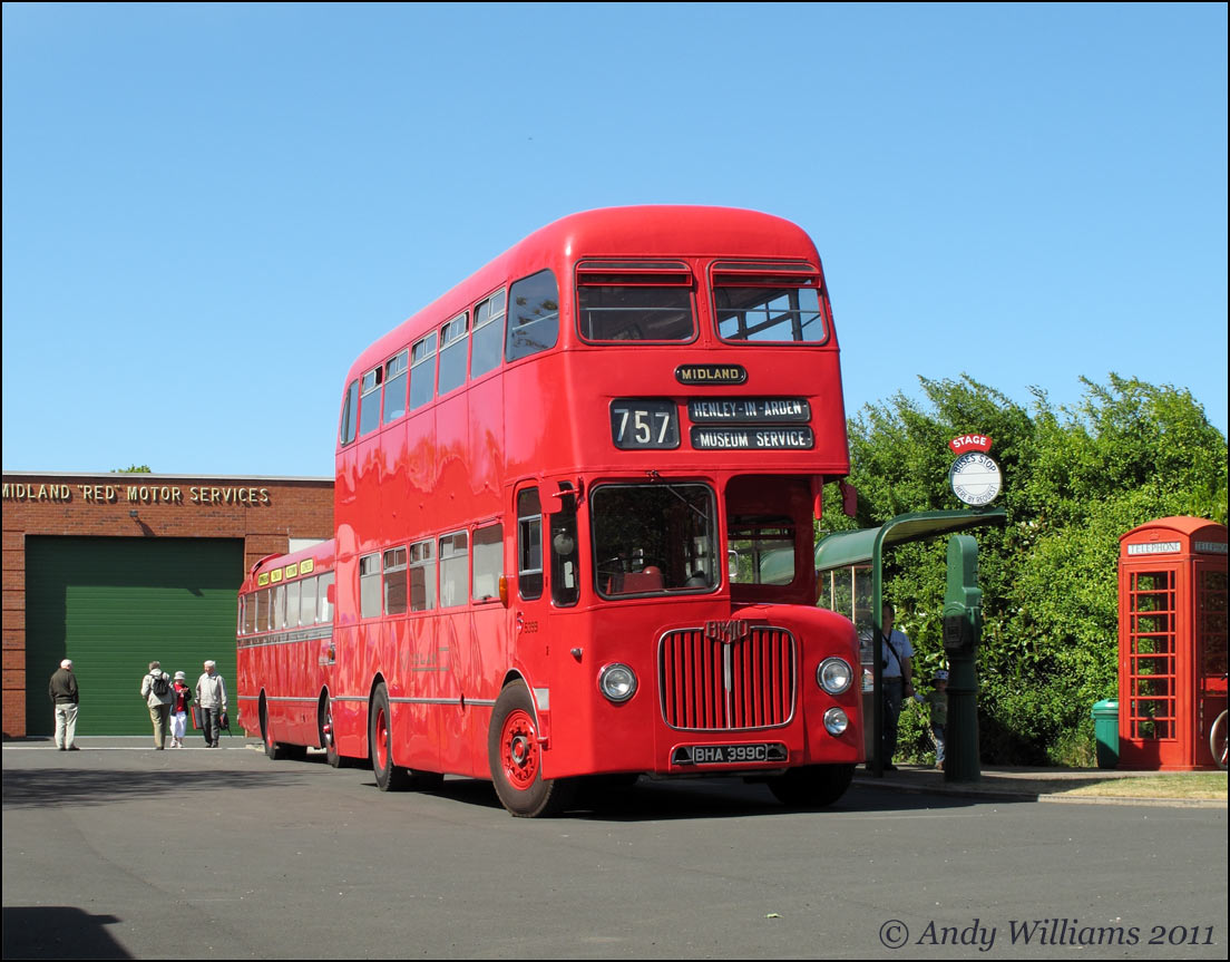 BMMO D9 number 5399 at Wythall