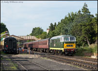 7017 at Toddington